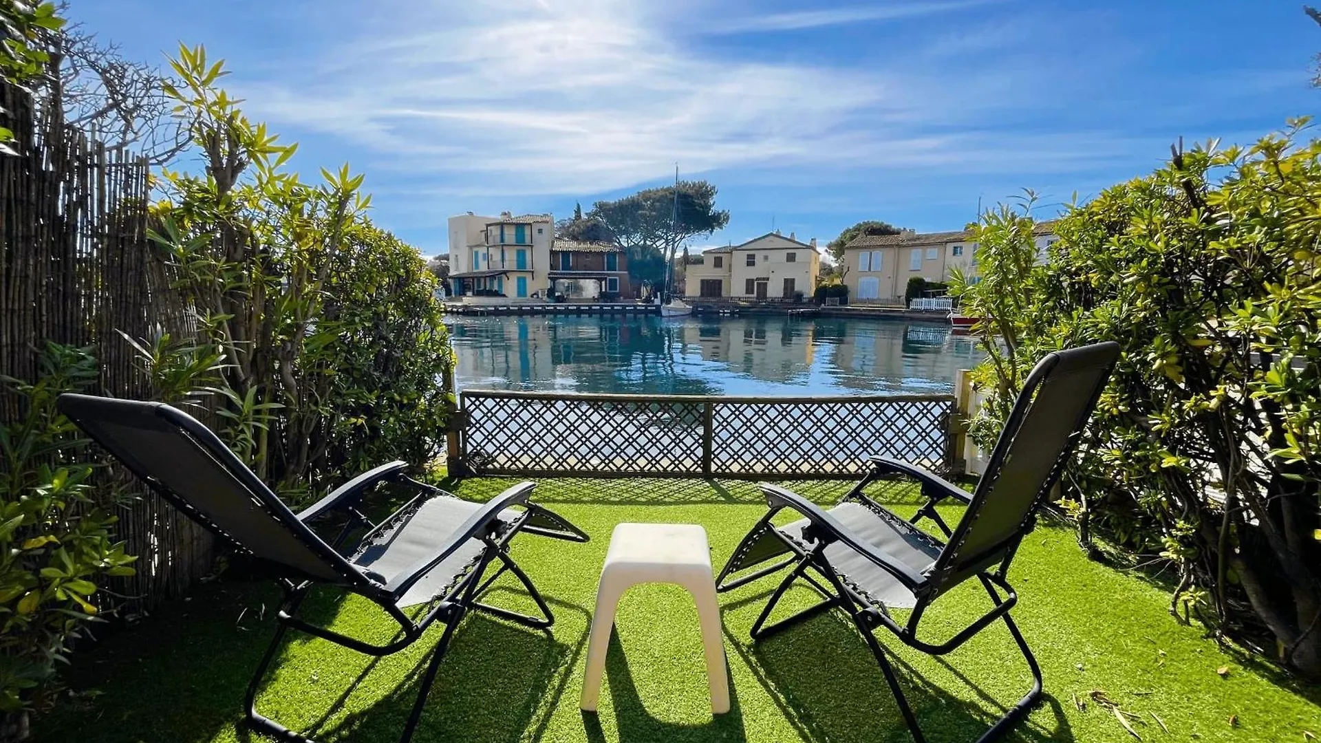 Enlarged House With Wifi And A Mooring Next To The Beach - Ac Grimaud France