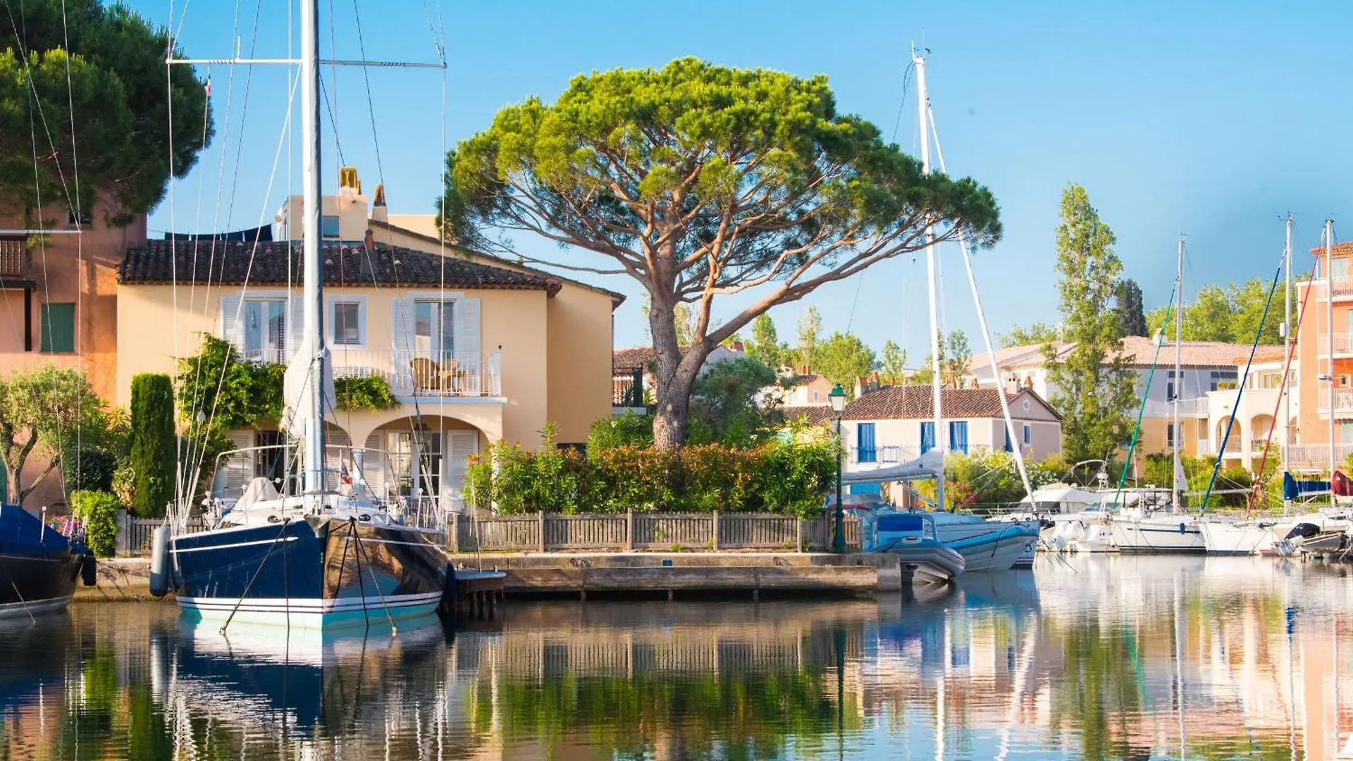 Enlarged House With Wifi And A Mooring Next To The Beach - Ac Grimaud France